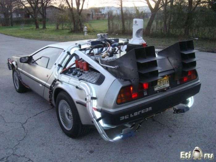  DeLorean